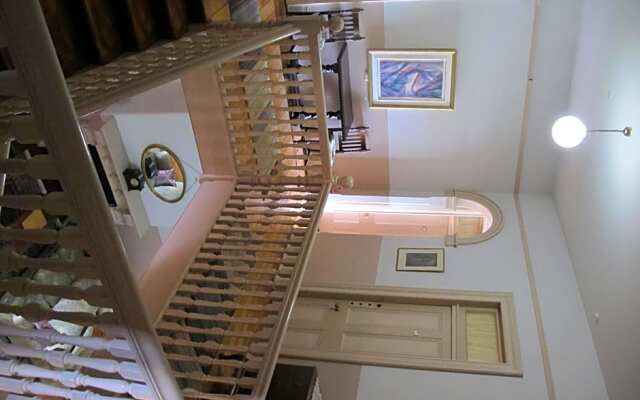 Holmhurst Guest House