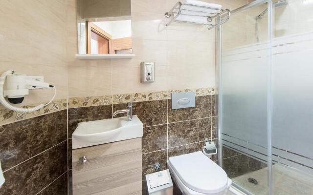 Green Life Apart Hotel