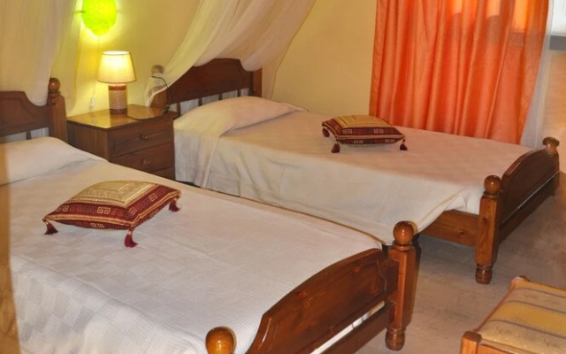 Beachfront Holiday House Eftichia