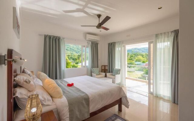 Tropic Villa Annex