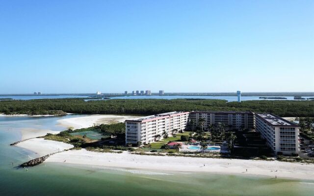 Bonita Beach Club #118