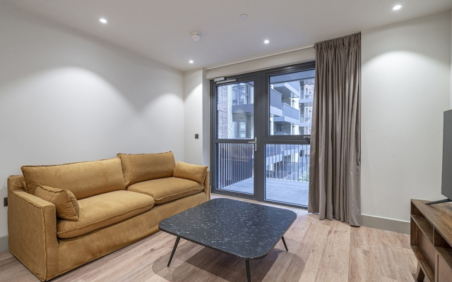 Smart North London Apartment