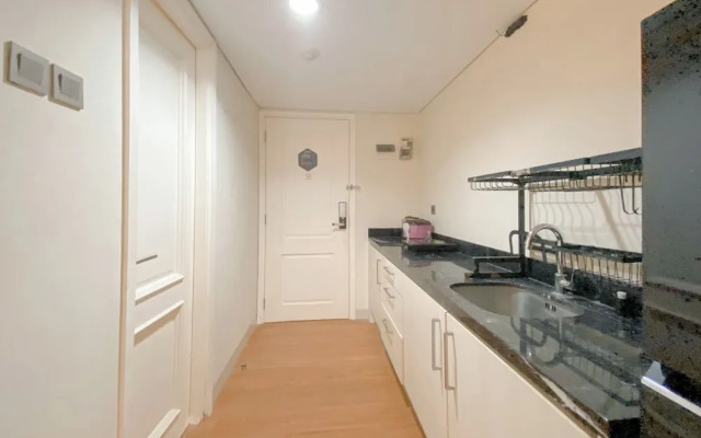 Comfy Studio Room at Marquis de Lafayette Apartment
