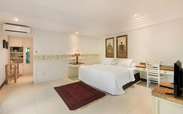 Villa Pantai Karang