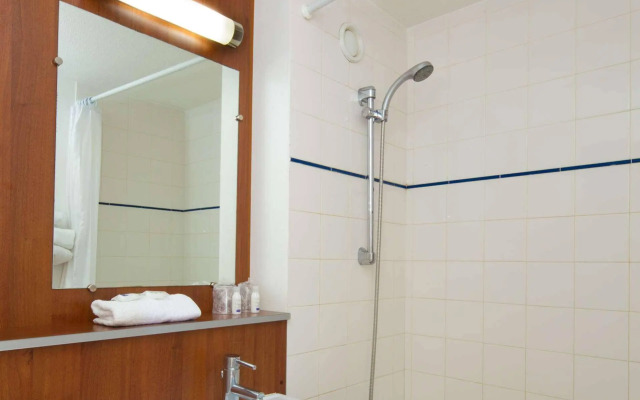 Comfort Hotel Lille Lomme