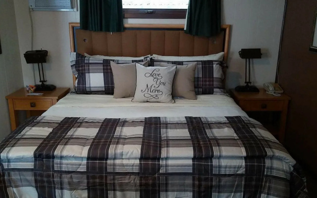 Starlight Lodge at Rockport Harbor