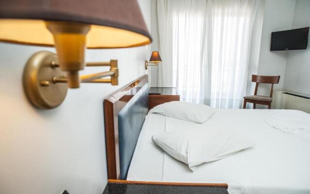 Aigli Hotel