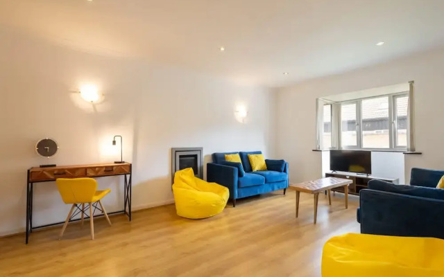 Host Stay Lingwood Park