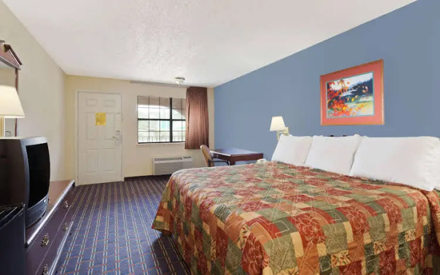 Days Inn Downtown-Nashville West Trinity Lane