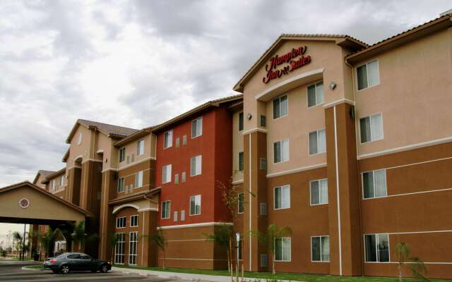 Hampton Inn & Suites Bakersfield North-Airport