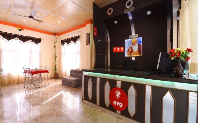OYO 12826 Hotel Himgiri