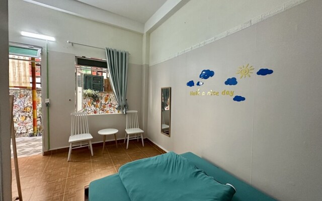 Mây's House