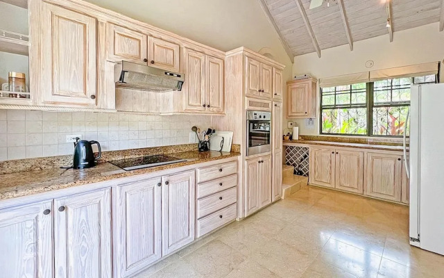 Coral Gables 3 Bedroom Home