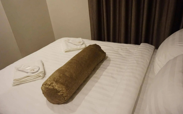 West Avenue Suites