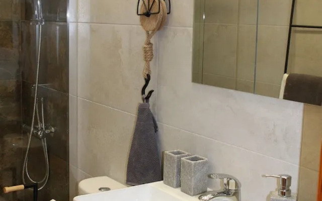 Fantastic Seaview Granfield Estate A106