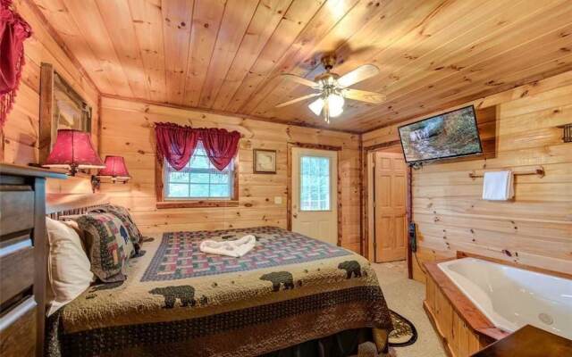 Whispering Secrets - One Bedroom Cabin