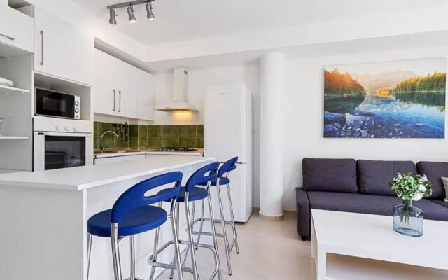 Casita En Pedregalejo Con Terraza 19B