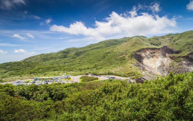 Yanmin Hot Spring Resort