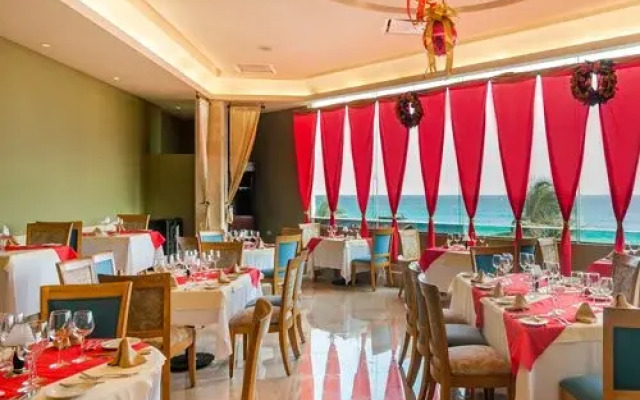 Hotel y Villas Solaris Cancun