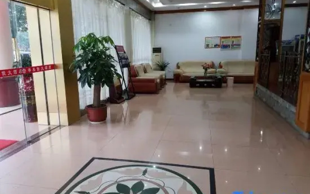 Pingyuan Huameijia Hotel