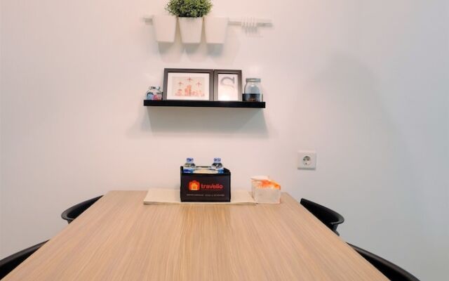 Modern Looks And Homey 2br Gallery West Apartment