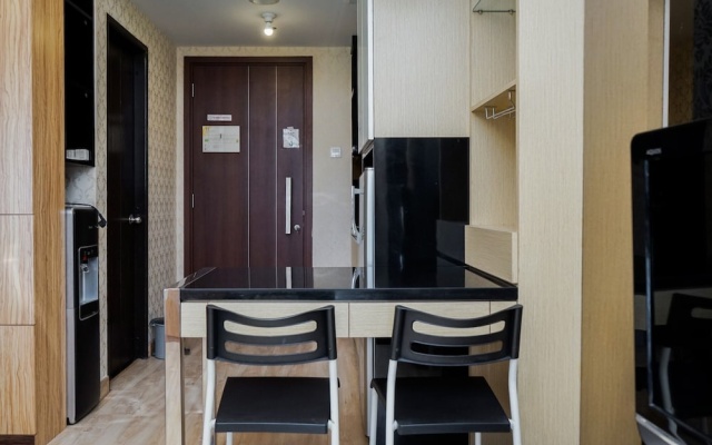 Cozy 1BR Scientia Residence Apartment near Summarecon Mall Gading Serpong By Travelio – Guest Rooms – Legok