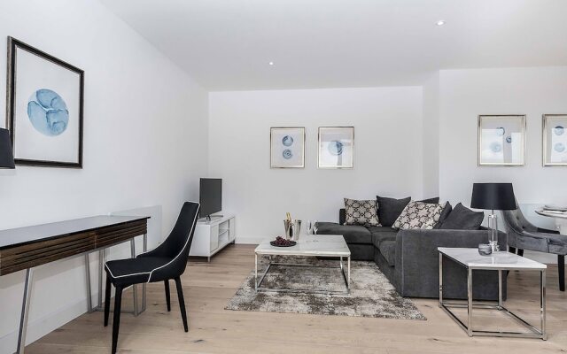 Royal Crescent Apartments Vittrum Suites