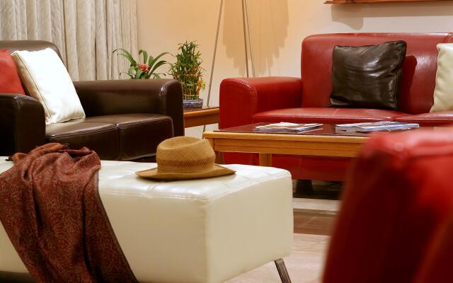 Stephanos Hotel Apts