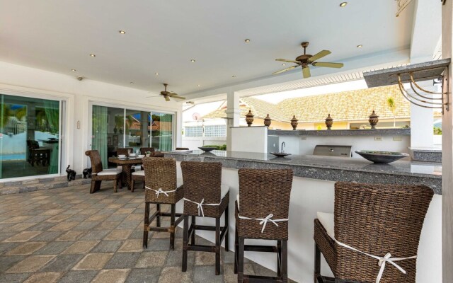 Private 3 Bedroom Pool Villa PP10