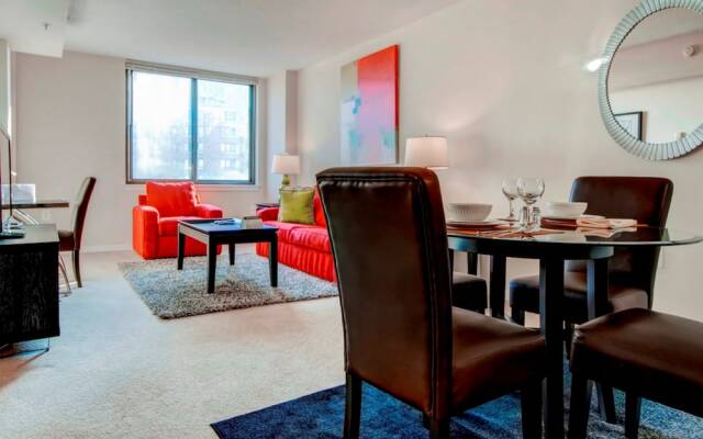 Global Luxury Suites at Spring Hill