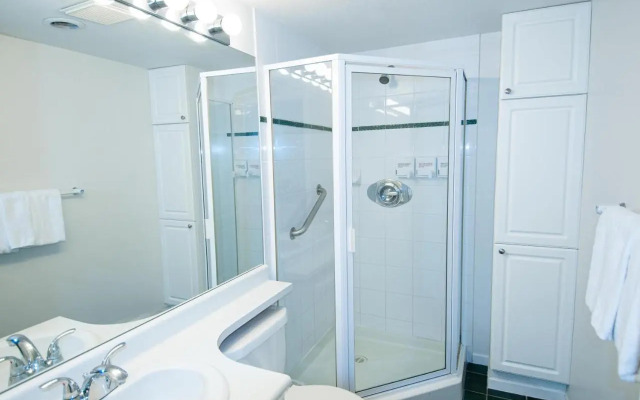 Bear Lodge Two Bedroom by MVA