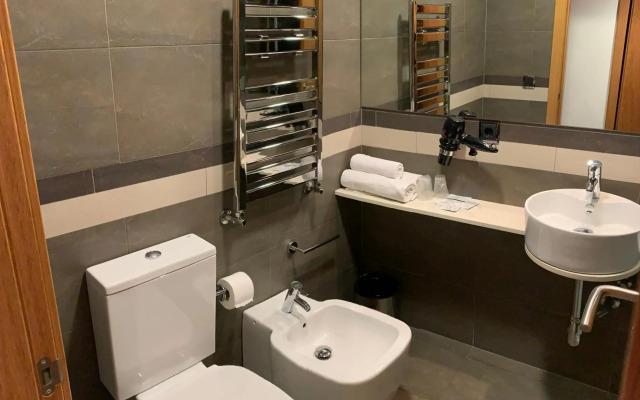 La Suite Hotel