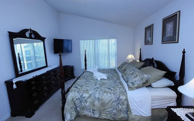 86478 4 Bedroom Pool Home, Lakeside Kissimmee