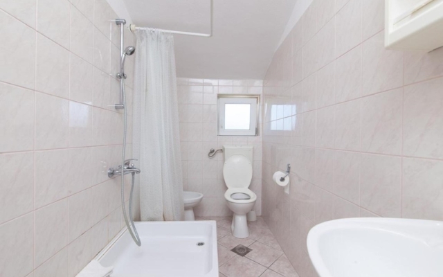 Studio apartment Vik - 250 m from beach SA4 Brodarica, Riviera Sibenik