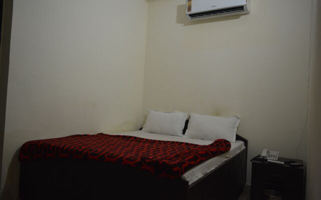 Shubham Hotel