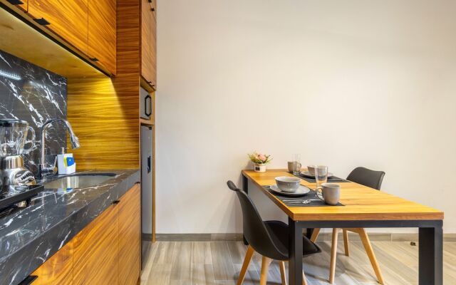 El Desierto by Naya Homes