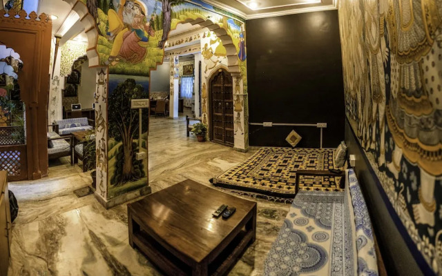 Madpackers Hostel Pushkar