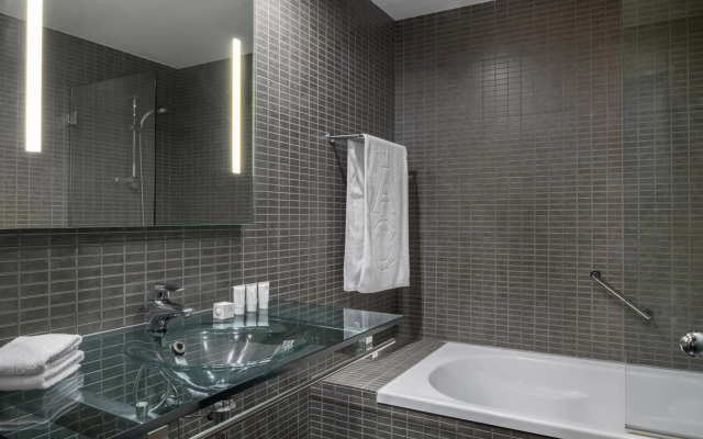 AC Hotel Porto by Marriott