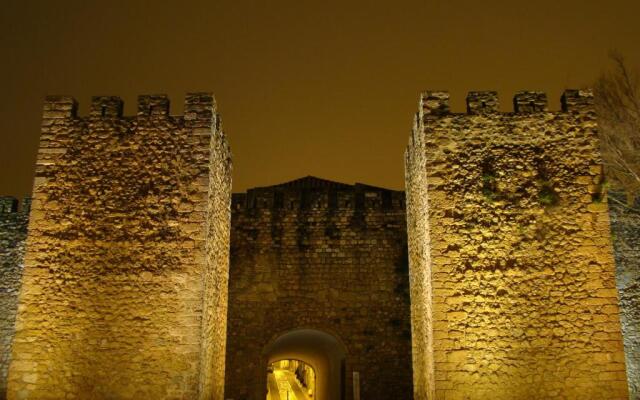 Costa D’Oiro Ambiance Village