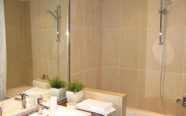 Schwarz Wienerwald Appartements