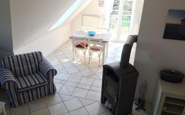 Alte Fischerkate und Möwennest