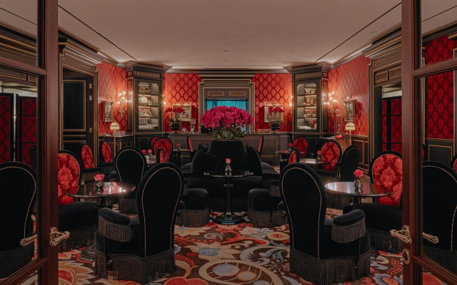 L'Escape Hotel
