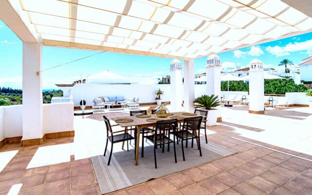 LAL- Fantastic family penthouse close to beaches