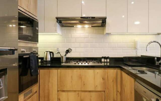 w Splendid 1BR With Balcony in Miraflores