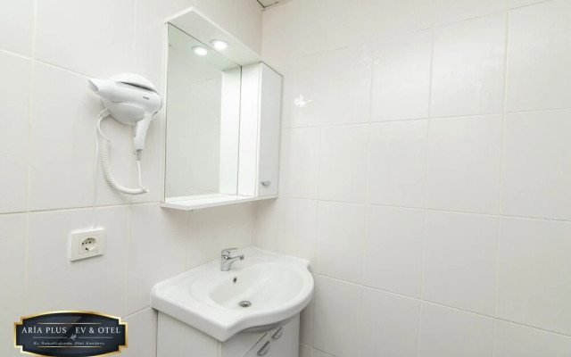 Aria Plus Ev Otel