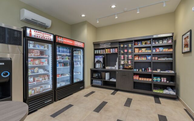 Candlewood Suites Mishawaka North by IHG