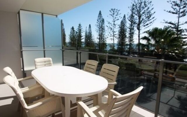 Spinnaker Apartments