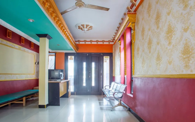 Buana Jaya Guest House by OYO Rooms