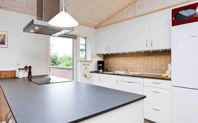 6 Person Holiday Home in Jerup