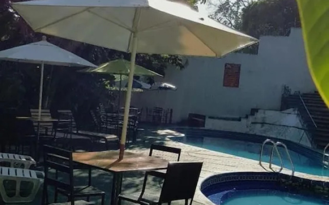 Hotel La Quinta Avenida